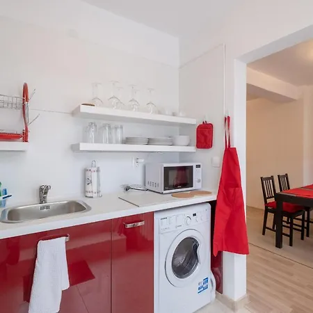 Апартаменты Lz Spacious One Bedroom In Centre By Flat Mаnager